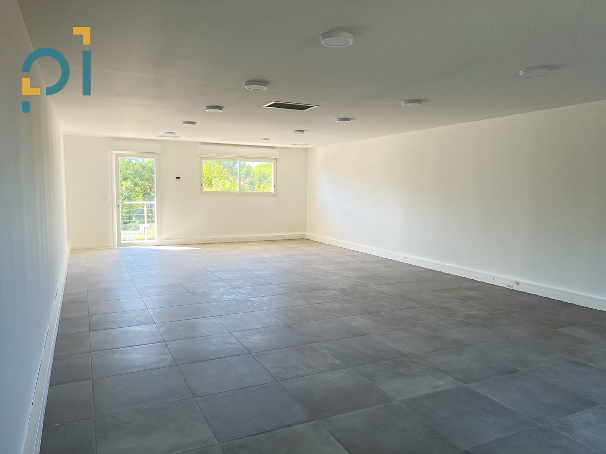 Bureaux Saint Cannat 1 pièce(s) 70 m2