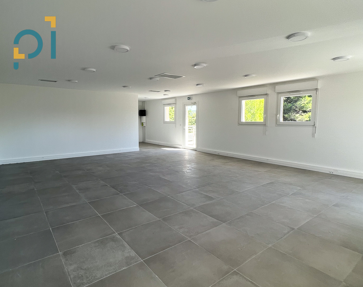 Bureaux Saint Cannat 1 pièce(s) 70 m2