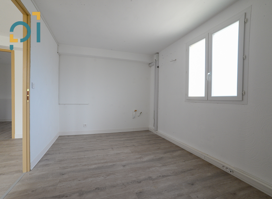 Bureaux Saint Cannat 3 pièce(s) 48 m2