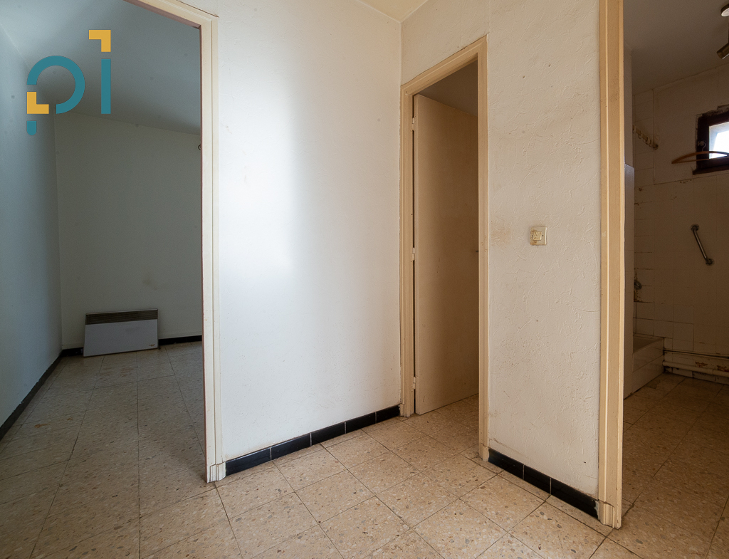 Immeuble Lambesc 4 pièce(s) 80 m2