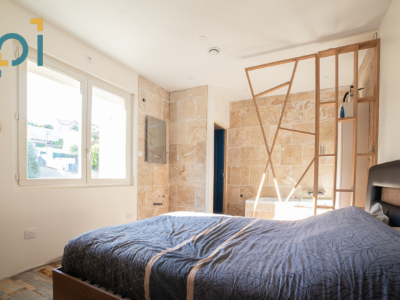 Appartement Marseille 3 pièces de 64 m2 jardin de 335 m²