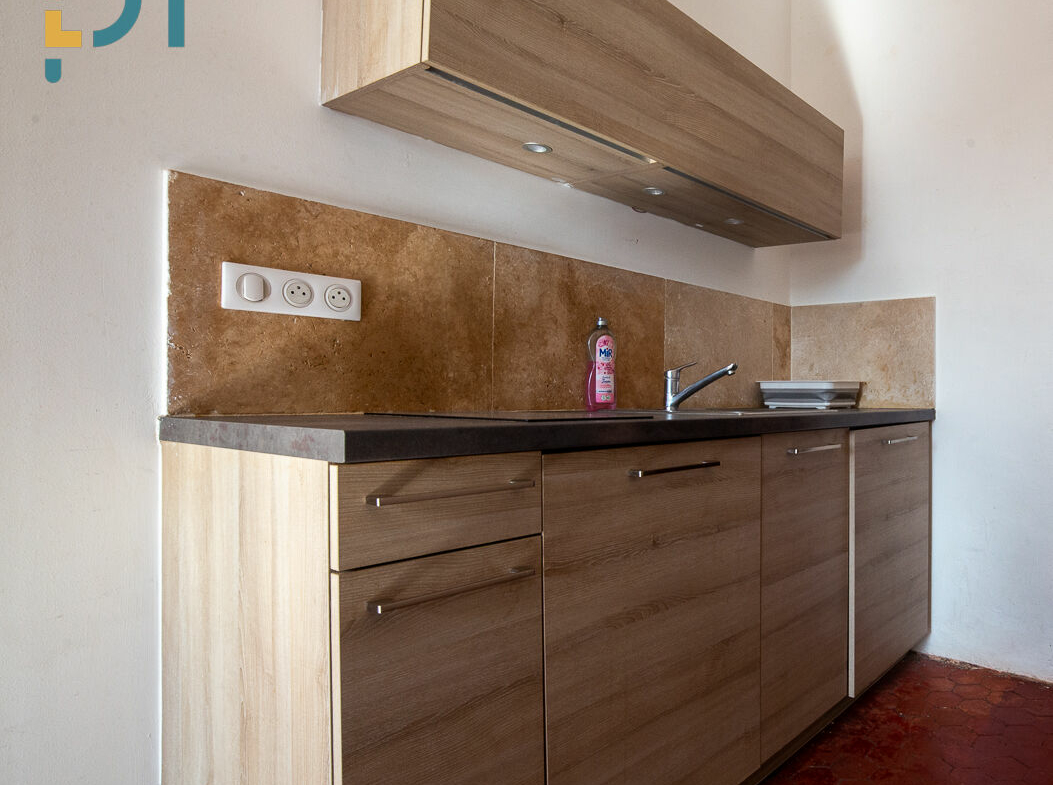 Appartement Cadenet 1 pièce(s) 25 m2
