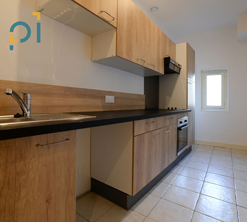 Appartement à Pélissanne 1 pièce(s) 30 m2