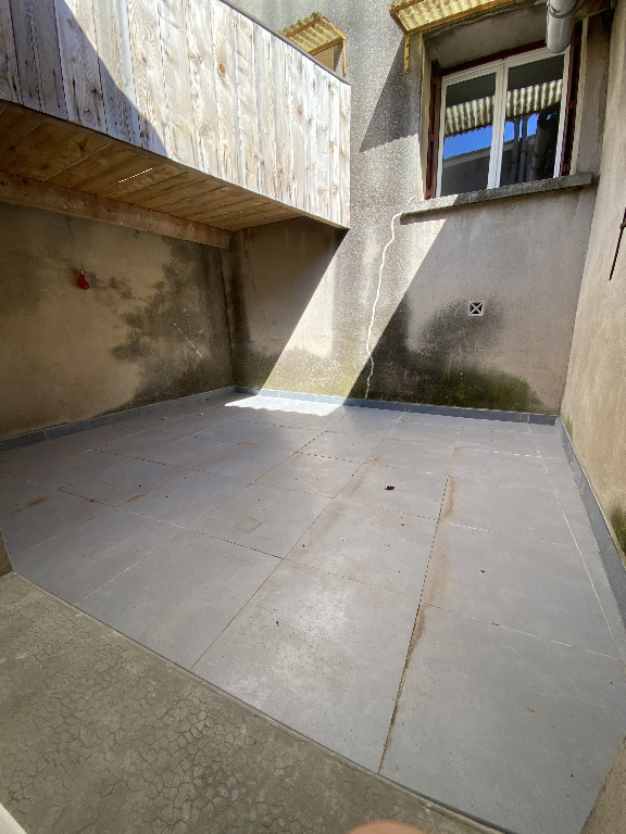 Appartement Lambesc 2/3 pièce(s) 67 m2