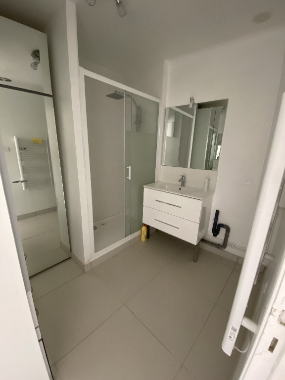 Appartement Lambesc 2/3 pièce(s) 67 m2