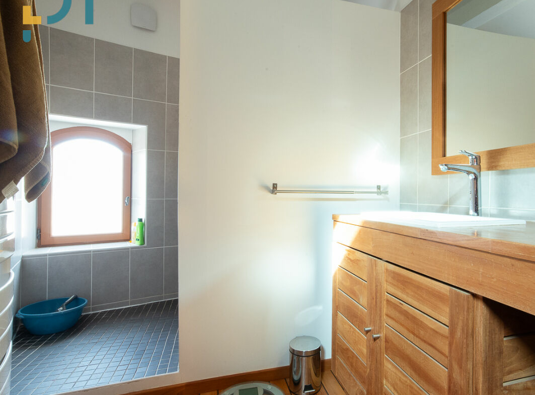 Maison Lambesc 5 pièce(s) 114 m2